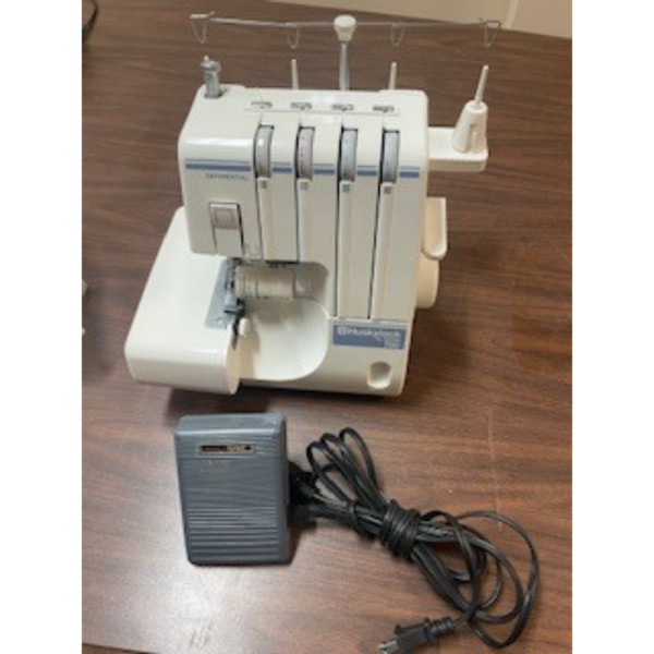 Certified Pre-Owned Viking Huskylock 700